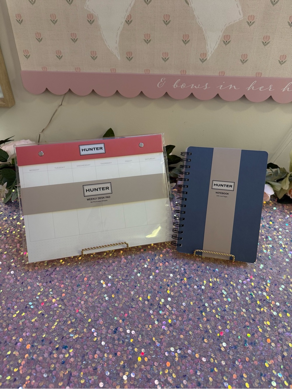 NWT Hunter Coral Header Weekly Desk Pad and Blue Spiral Notebook Set